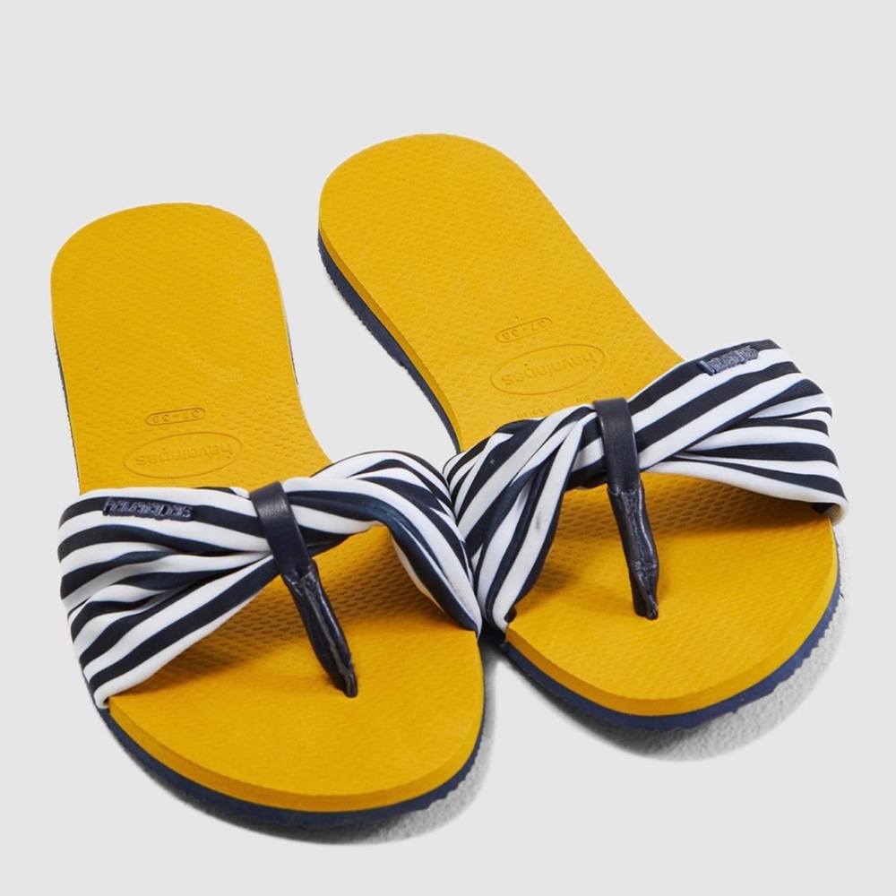 Havaianas Flip Flop Sandals size 6W
